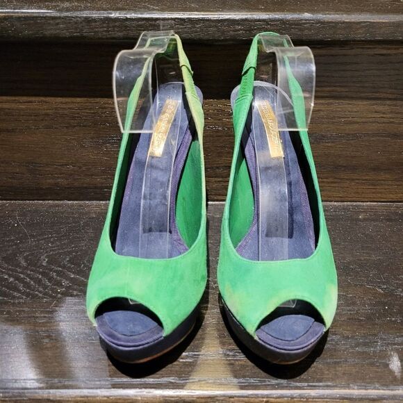 2/$20 BCBG Green High Heels Shoes Size: 7B US - Picture 2 of 7